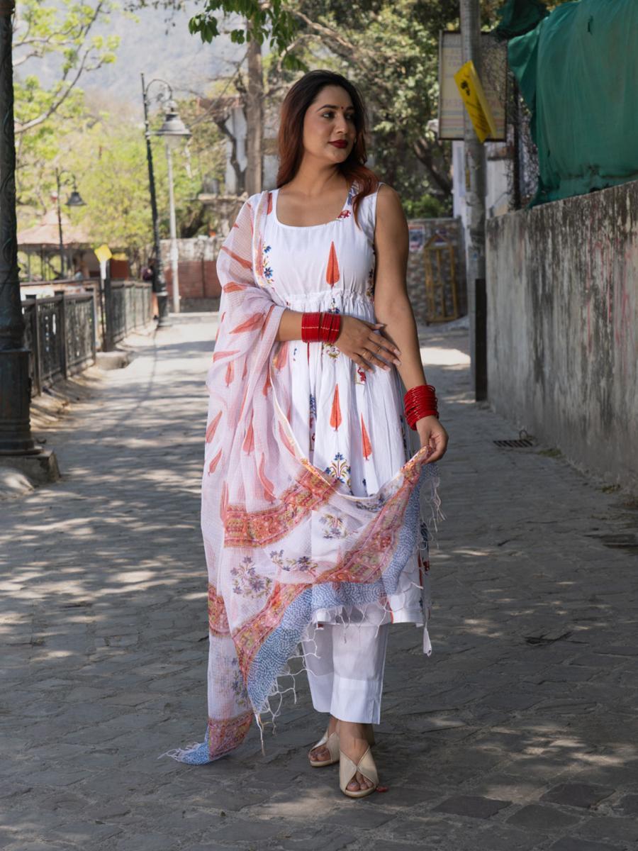Paan Mughal Hand Block Printed Kurta Set
