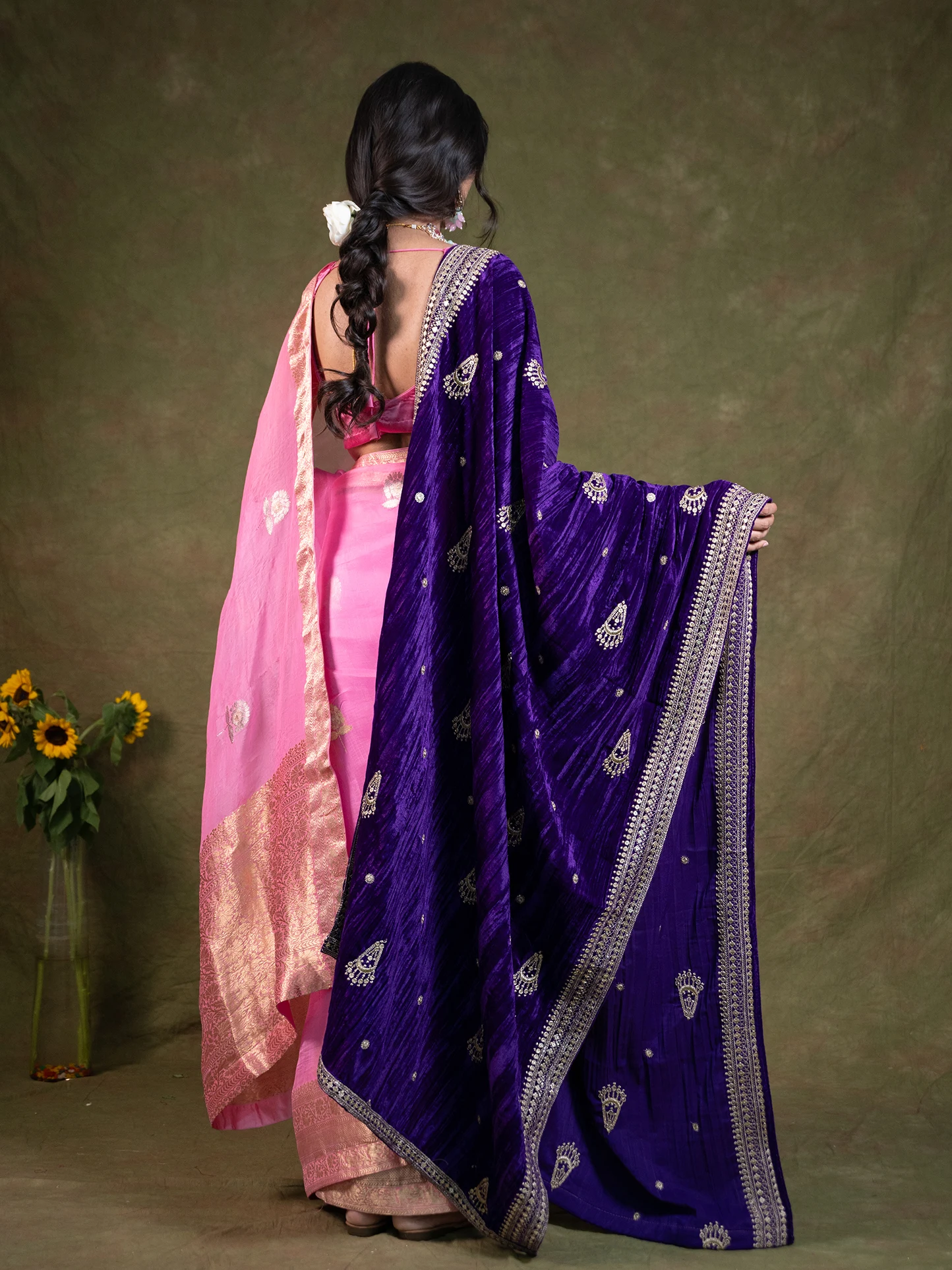Saanjh Velvet Shawl